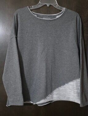 Jessica Simpson The Warm Up Light Sweatshirt Charcoal Raw-Hem Oversized Size M